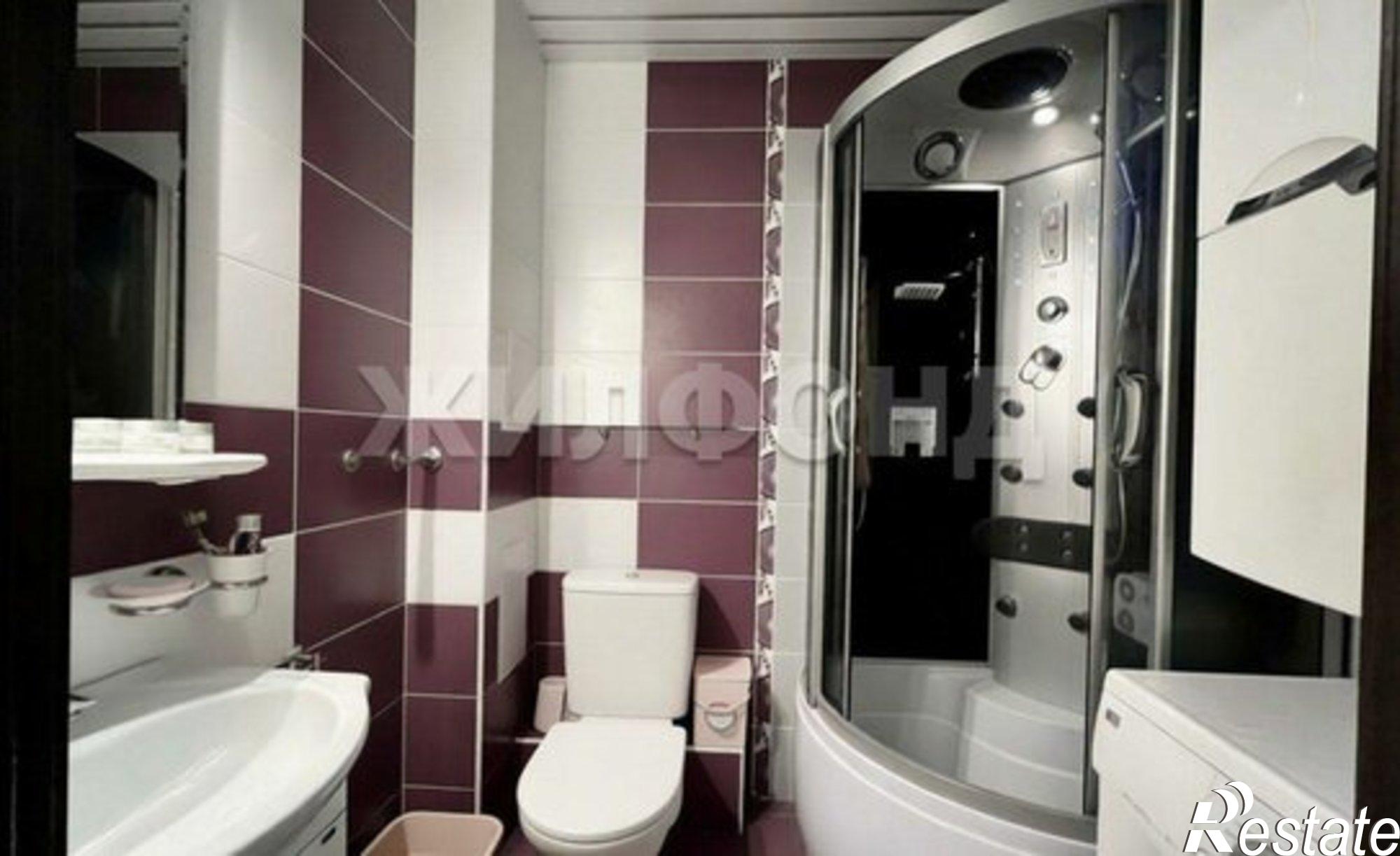 Купить квартиру за 5 500 000 рублей на улица Петухова, 104А