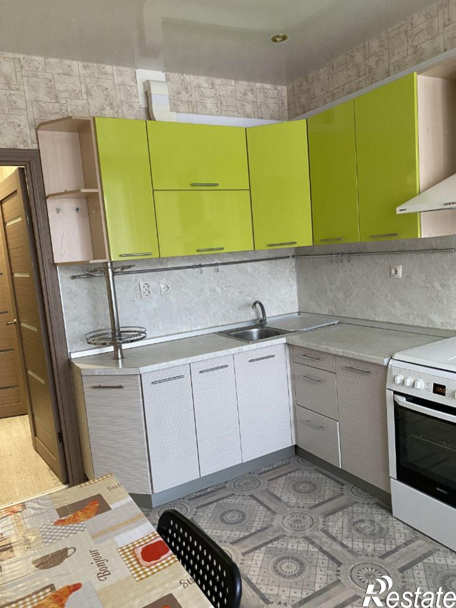 Сдать квартиру за 26 000 рублей на Троллейная улица, 14