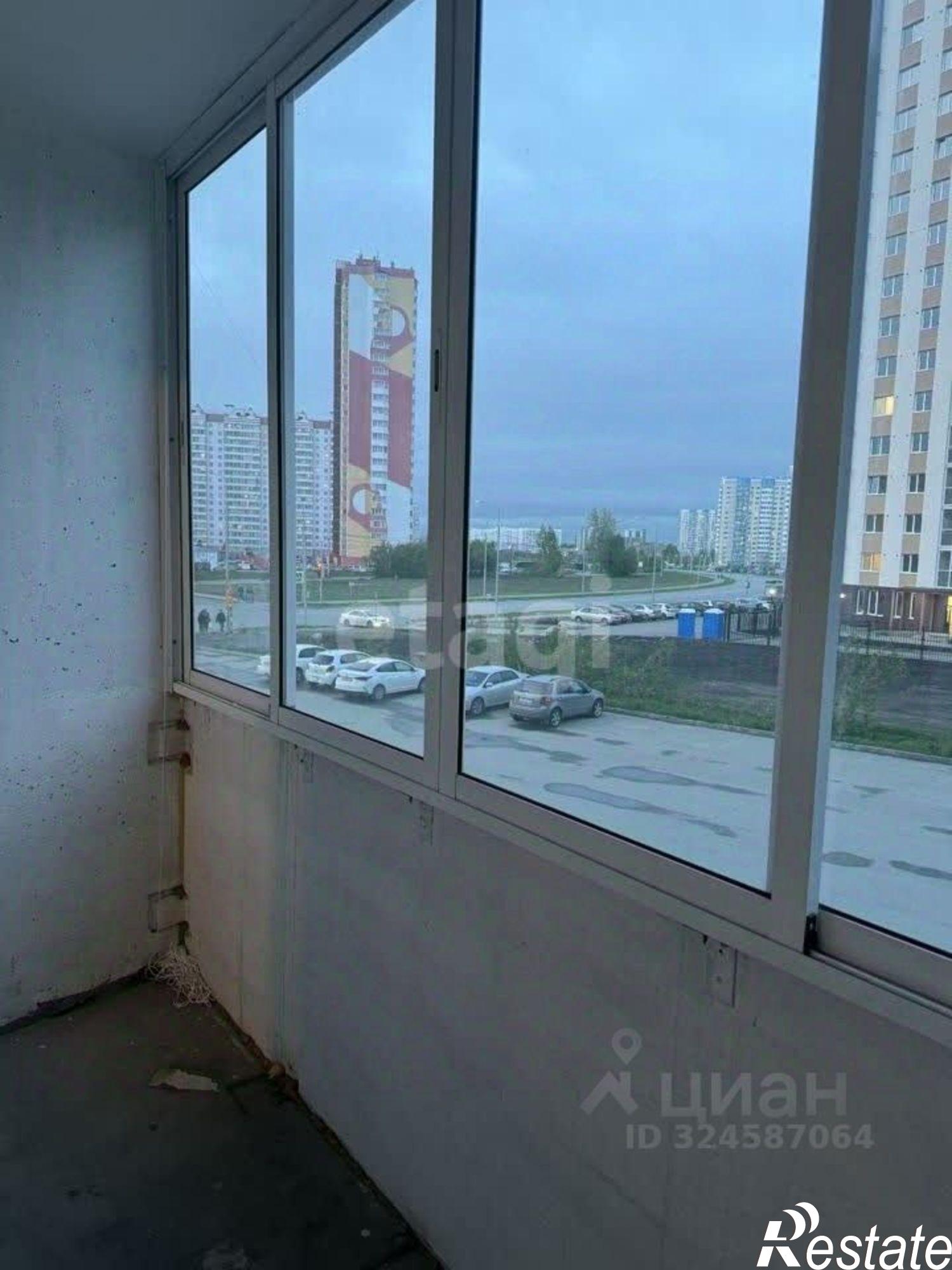 Купить квартиру за 4 000 000 рублей на улица Петухова, 168