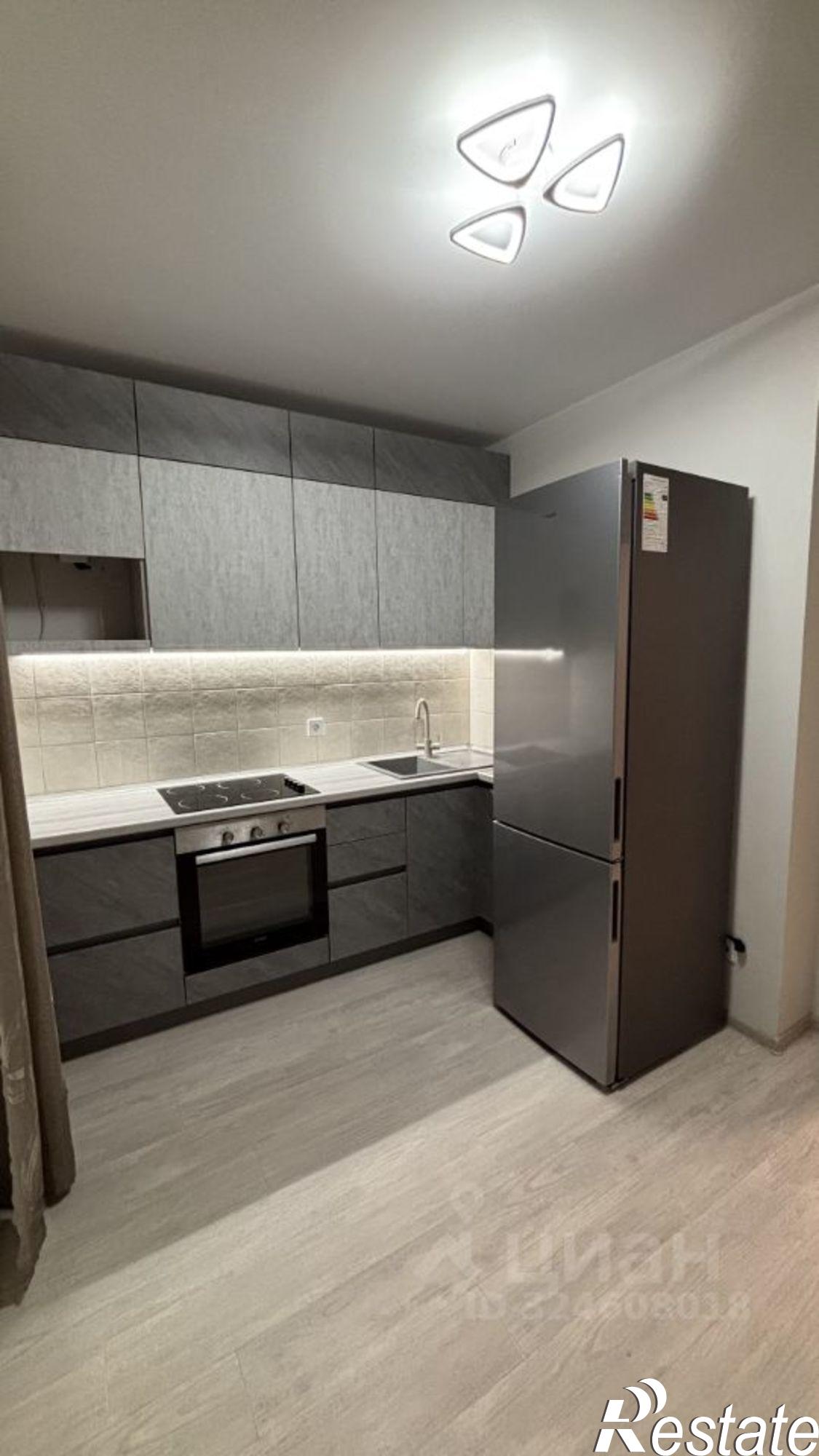 Сдать квартиру за 29 000 рублей на улица имени генерал-майора Рожкина А.Н., 5