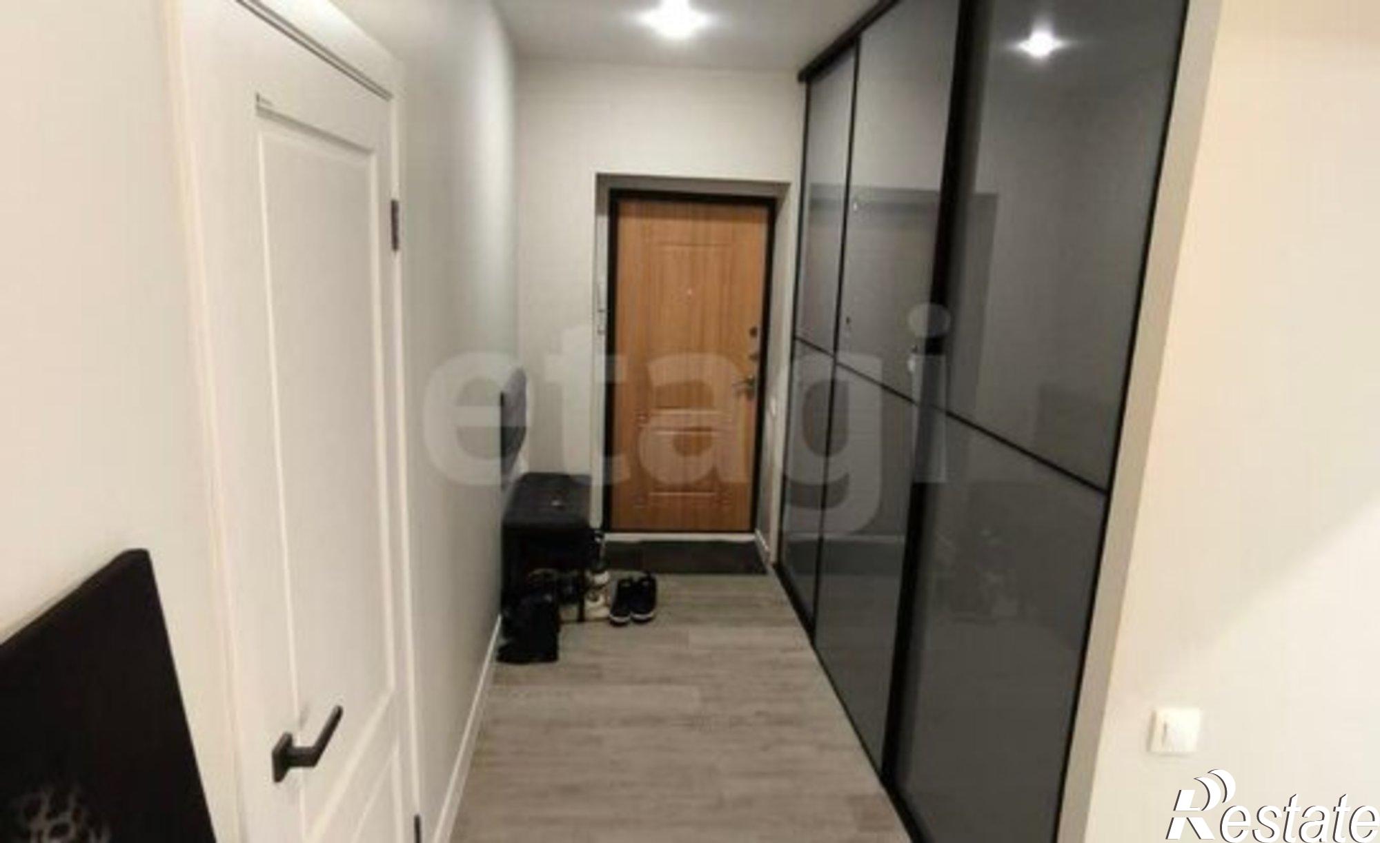 Купить квартиру за 14 200 000 рублей на улица Попова, 11/2