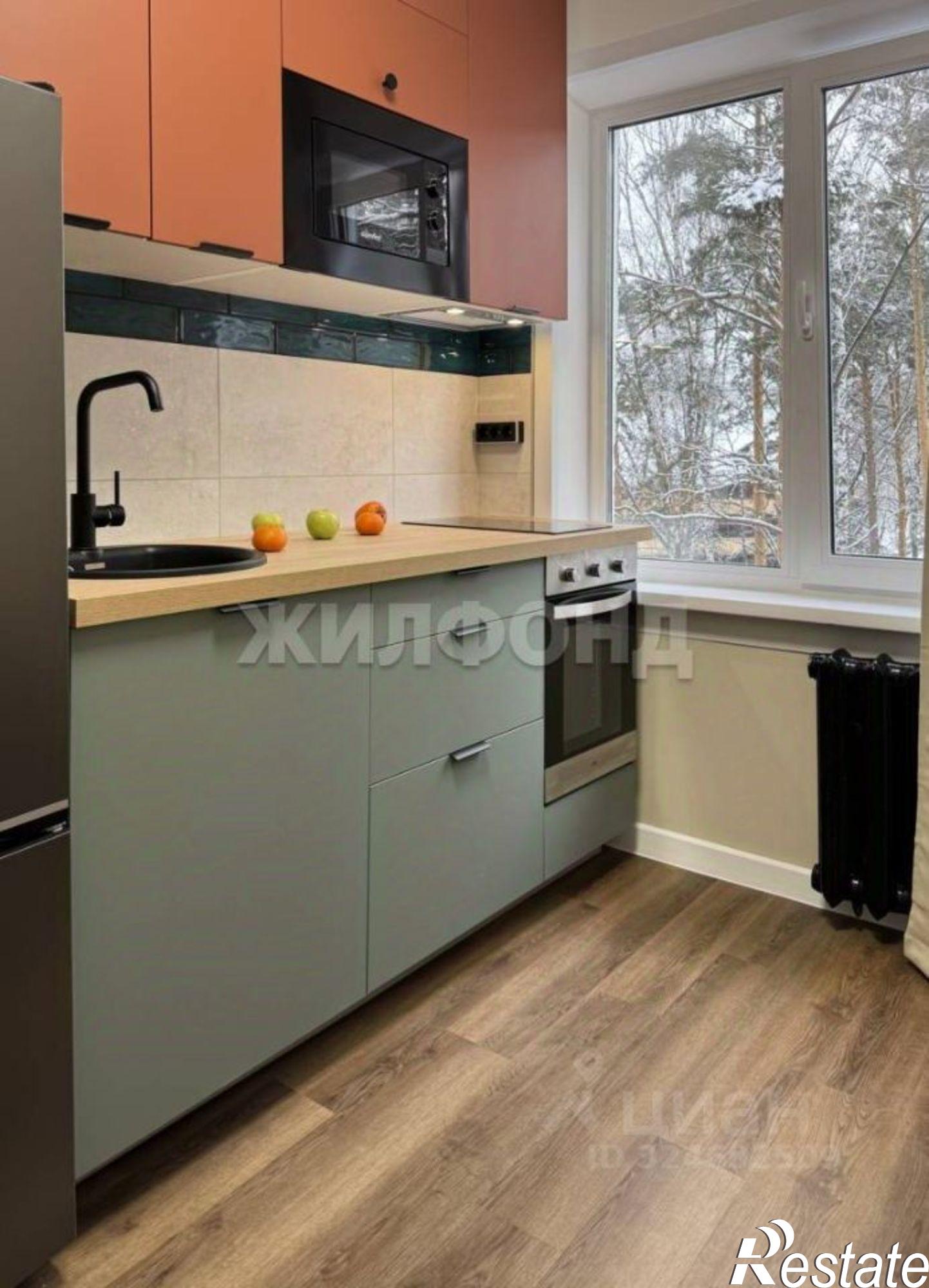 Купить квартиру за 10 000 000 рублей на г. Новосибирск