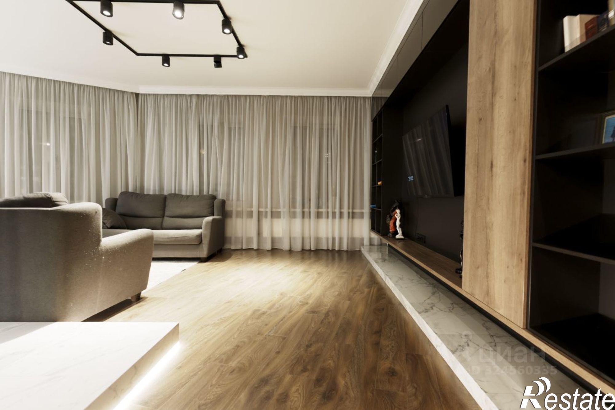 Купить квартиру за 37 000 000 рублей на Красный проспект, 153Б