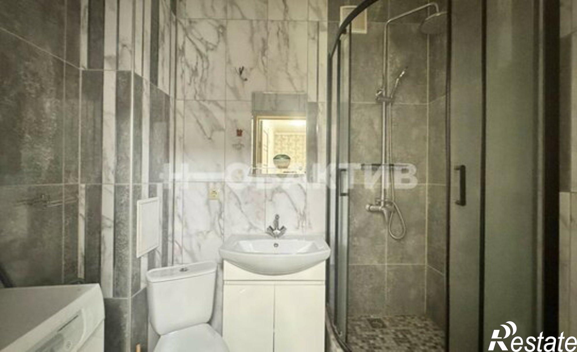 Купить квартиру за 4 450 000 рублей на улица Романтиков, 18