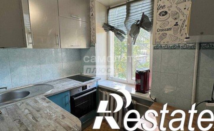 2-комн квартира улица Лаврова, 1,  д. 1